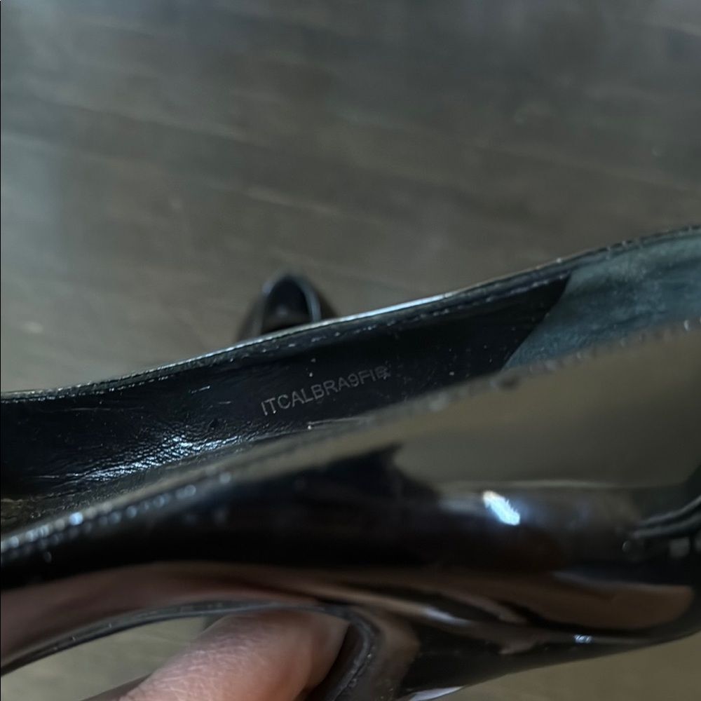 Burberry Black Patent Leather Heels – Size 36.5 | NWOB | Elegant Designer Pumps - Picture 11 of 14